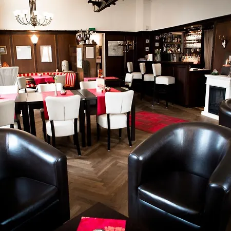 Hotel Heerens 3*